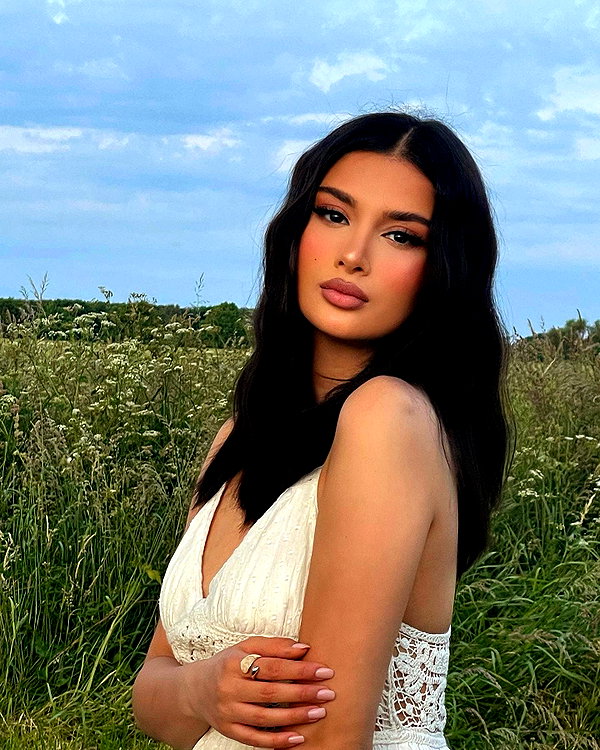khelan.mh instagram image archive image