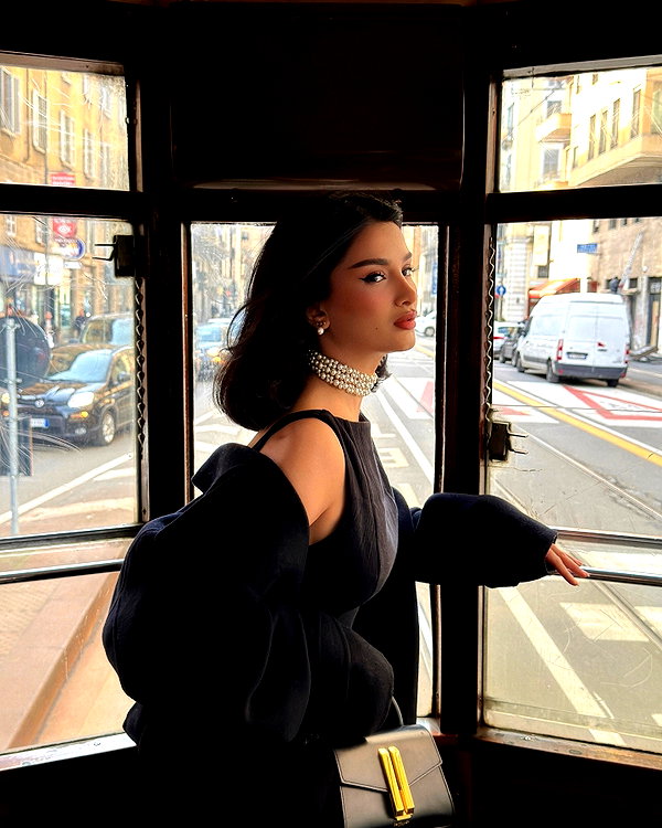 khelan.mh instagram image archive image