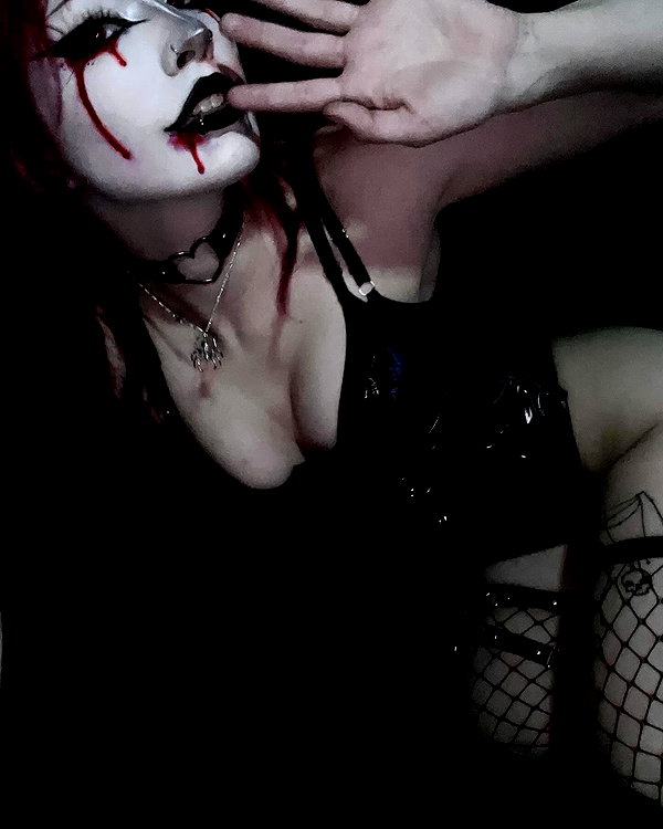 kill.ingkels instagram image archive image
