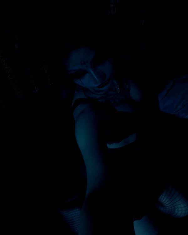 kill.ingkels instagram image archive image
