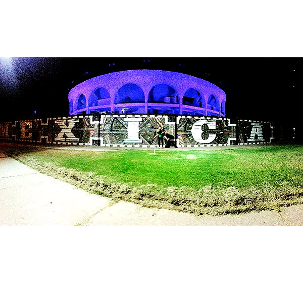 kimberly.loaiza instagram image archive image