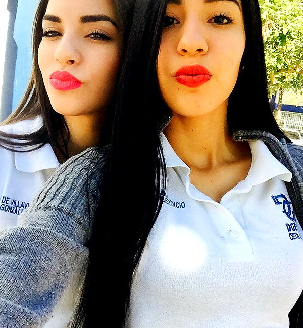 kimberly.loaiza instagram image archive image