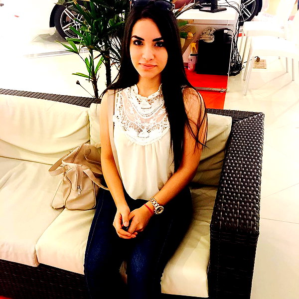 kimberly.loaiza instagram image archive image