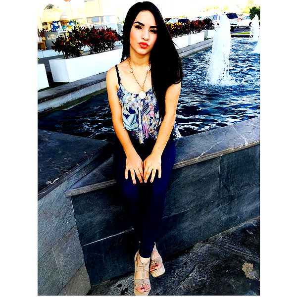 kimberly.loaiza instagram image archive image