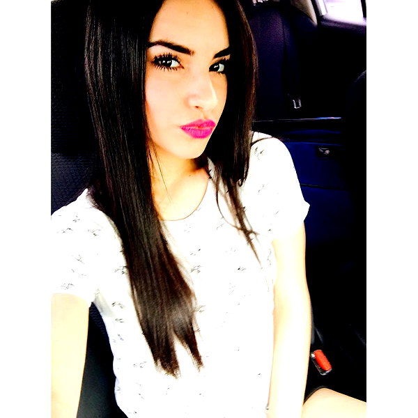 kimberly.loaiza instagram image archive image
