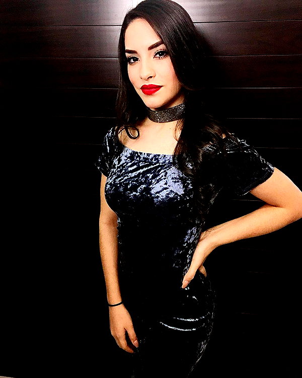 kimberly.loaiza instagram image archive image
