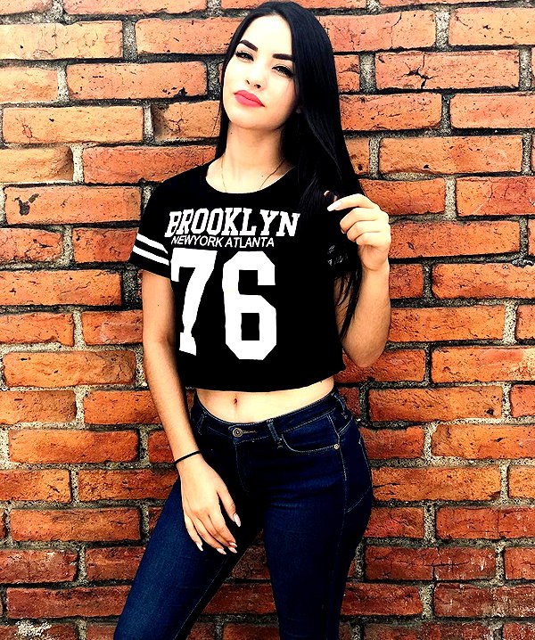 kimberly.loaiza instagram image archive image
