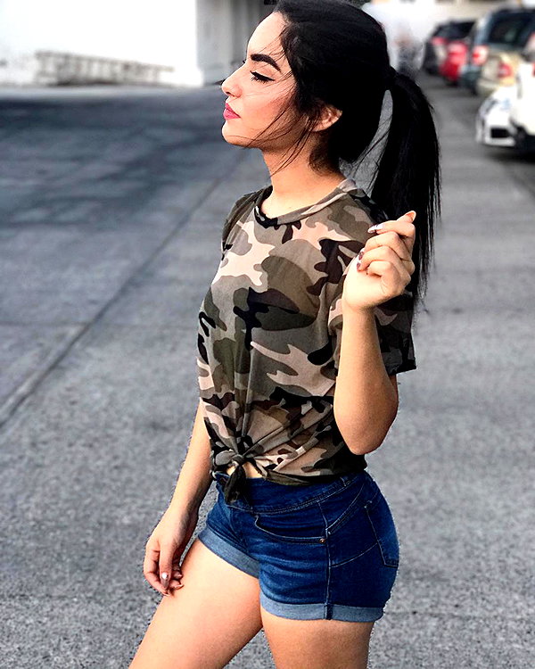 kimberly.loaiza instagram image archive image