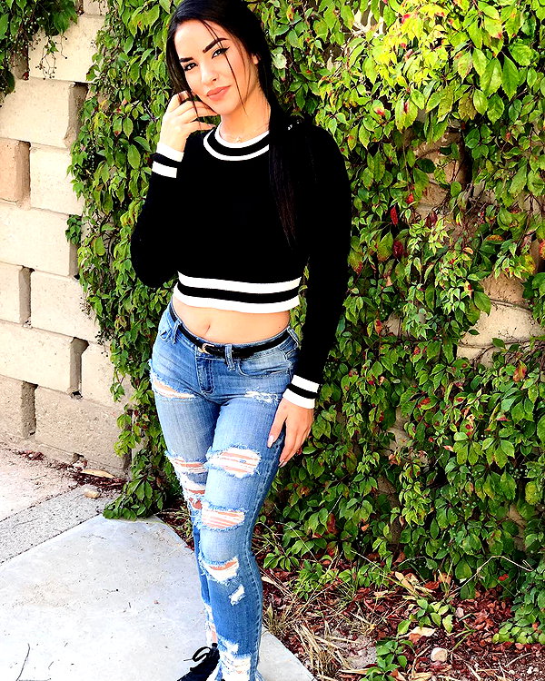 kimberly.loaiza instagram image archive image