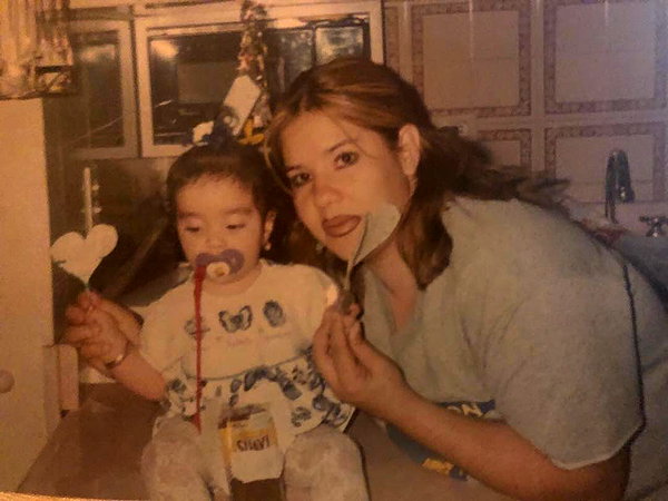 kimberly.loaiza instagram image archive image