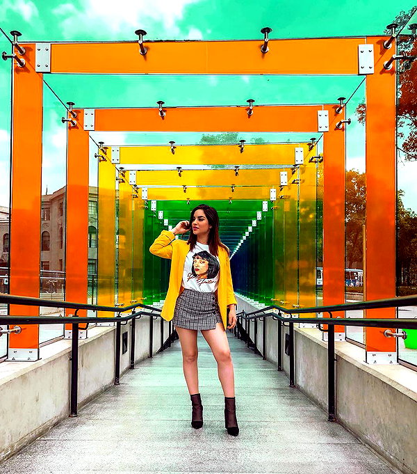 kimberly.loaiza instagram image archive image