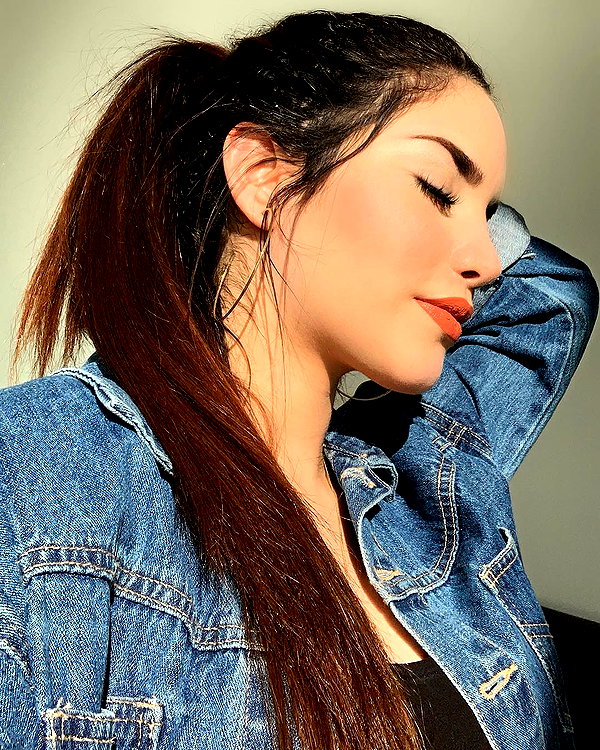 kimberly.loaiza instagram image archive image