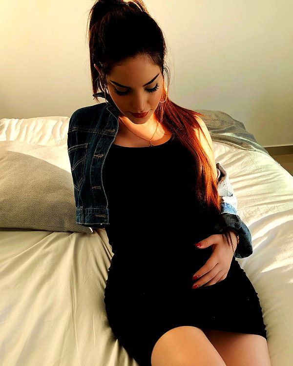 kimberly.loaiza instagram image archive image