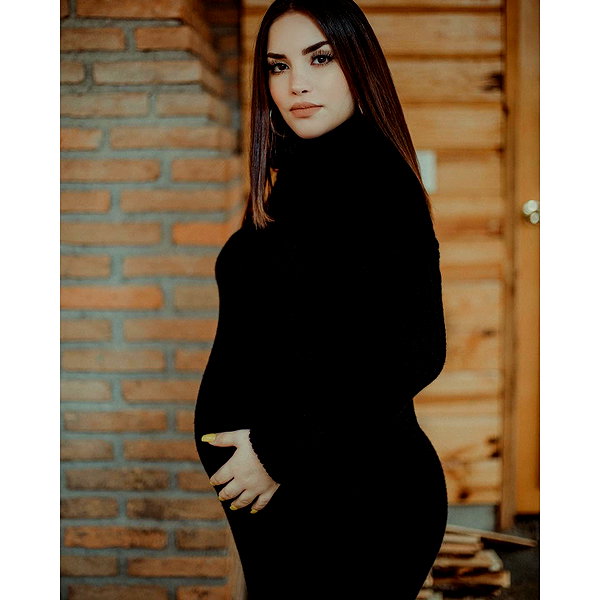 kimberly.loaiza instagram image archive image