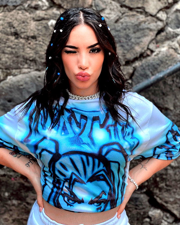 kimberly.loaiza instagram image archive image