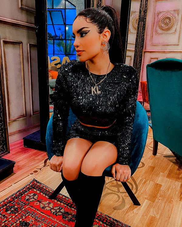 kimberly.loaiza instagram image archive image