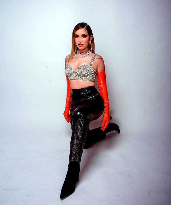 kimberly.loaiza instagram image archive image