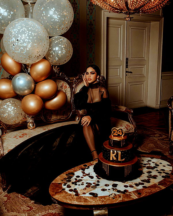 kimberly.loaiza instagram image archive image