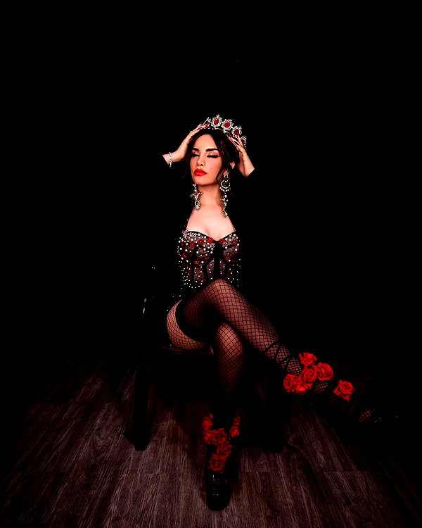 kimberly.loaiza instagram image archive image