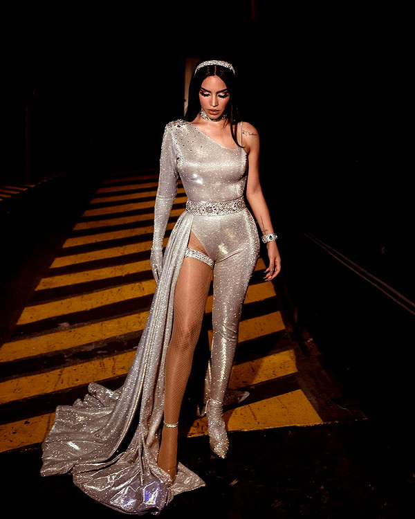 kimberly.loaiza instagram image archive image