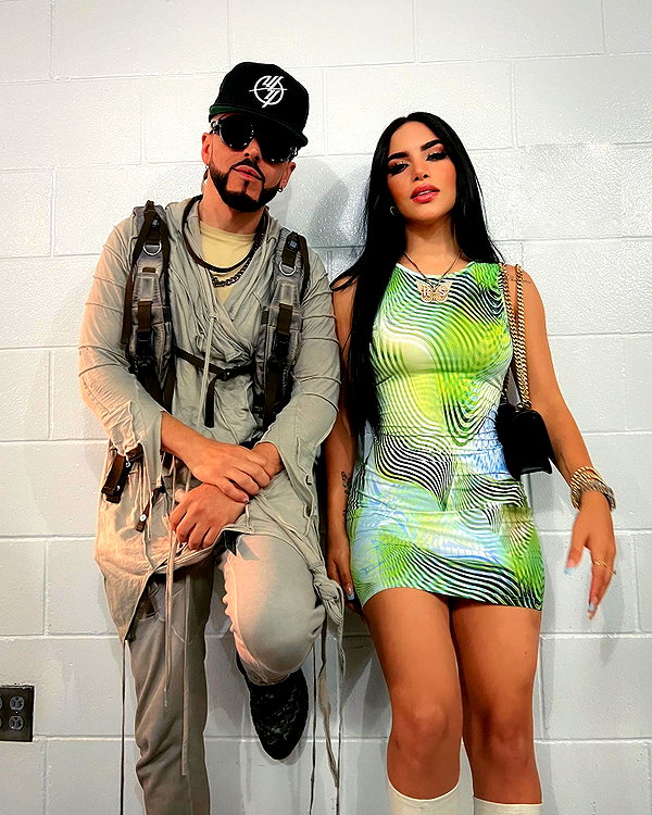 kimberly.loaiza instagram image archive image
