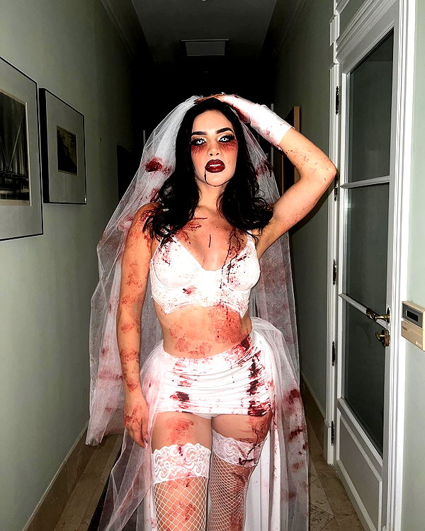 kimberly.loaiza instagram image archive image