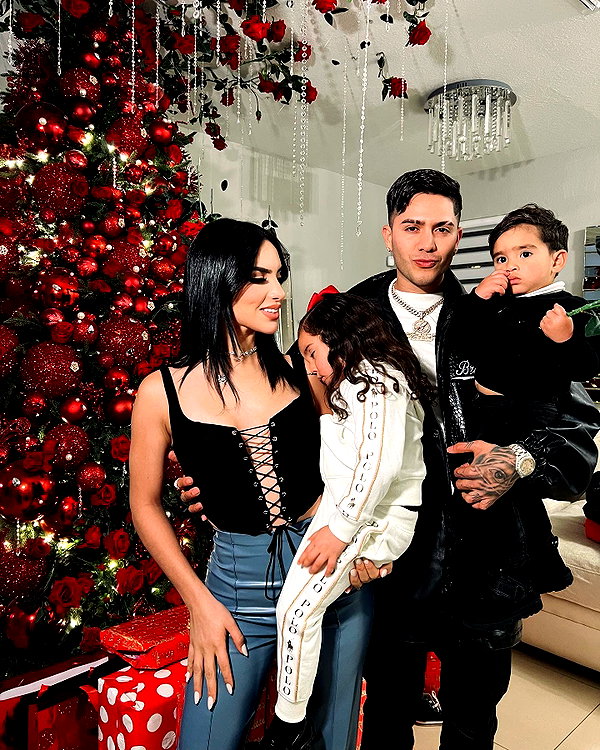 kimberly.loaiza instagram image archive image