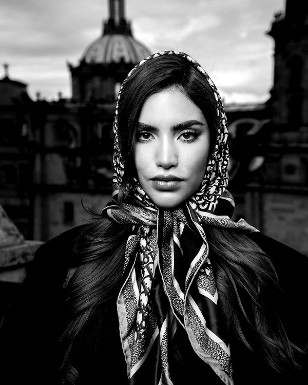 kimberly.loaiza instagram image archive image