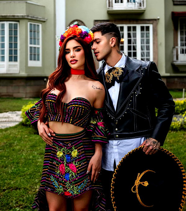 kimberly.loaiza instagram image archive image