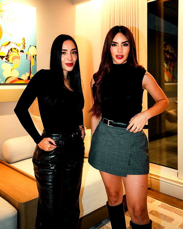 kimberly.loaiza instagram image archive image