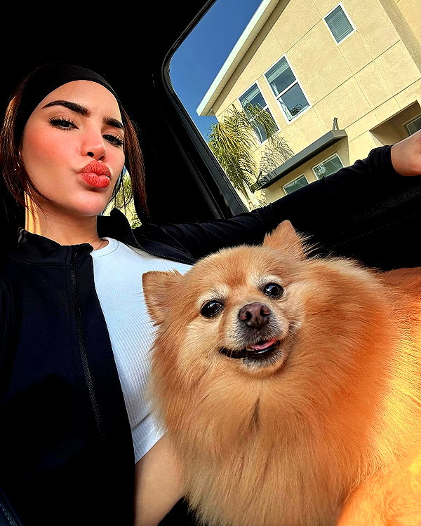 kimberly.loaiza instagram image archive image
