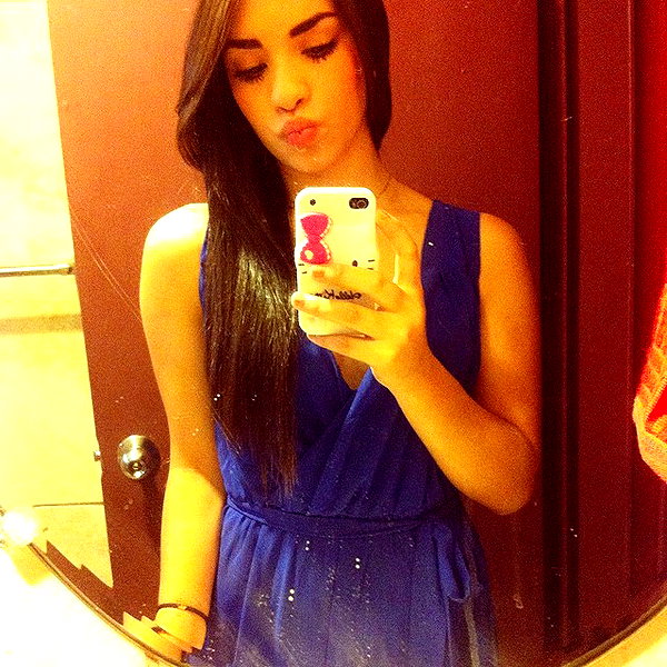 kimberly.loaiza instagram image archive image