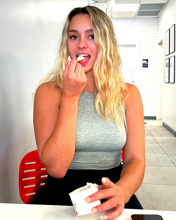 kirstentoosweet instagram image archive image