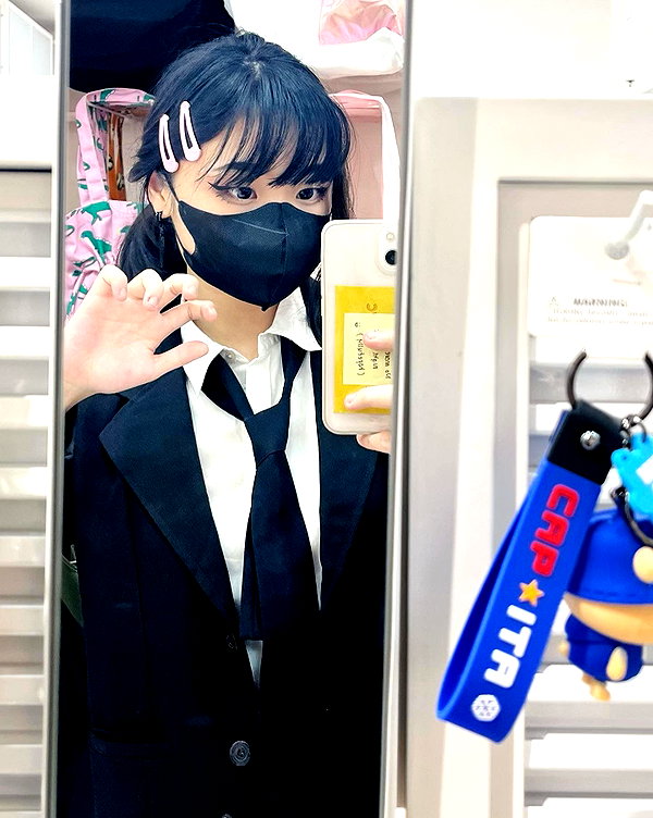 kitsunee.___ instagram image archive image