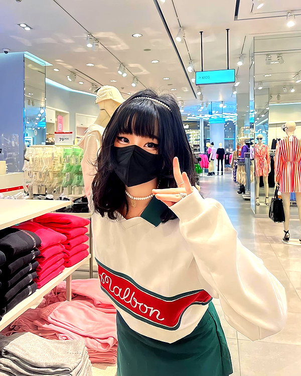 kitsunee.___ instagram image archive image