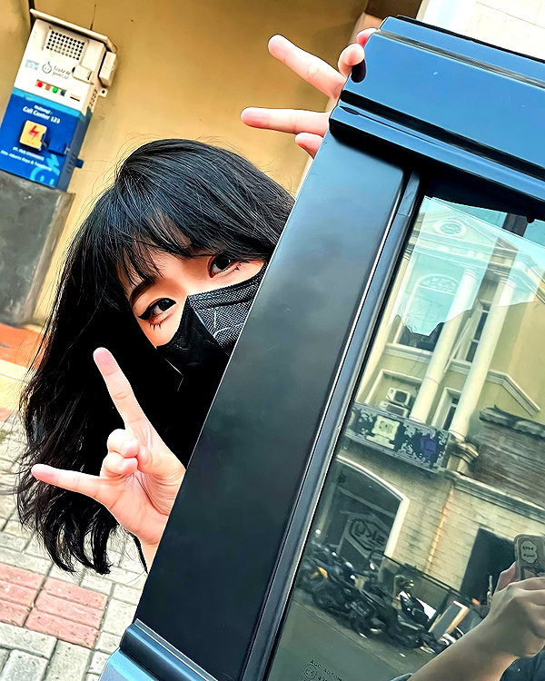 kitsunee.___ instagram image archive image