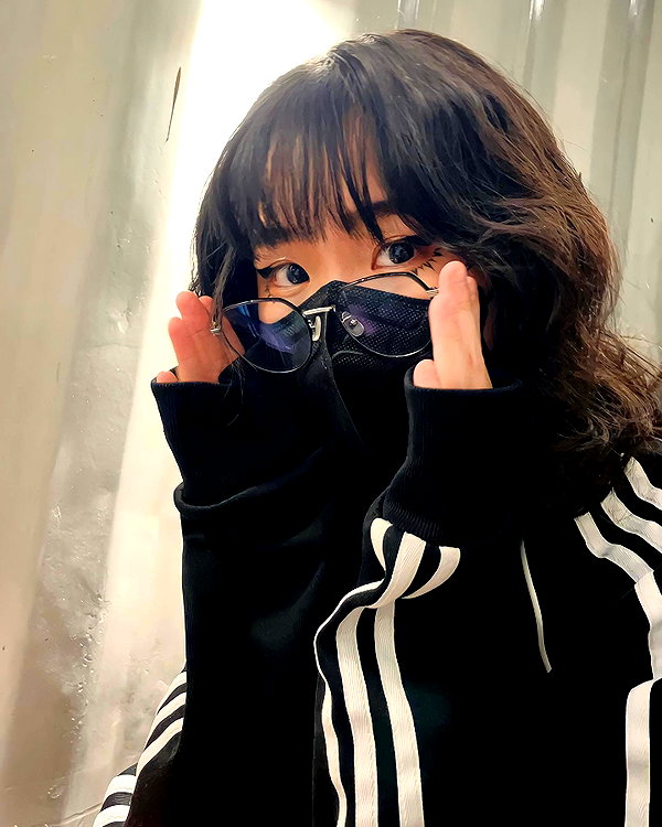 kitsunee.___ instagram image archive image