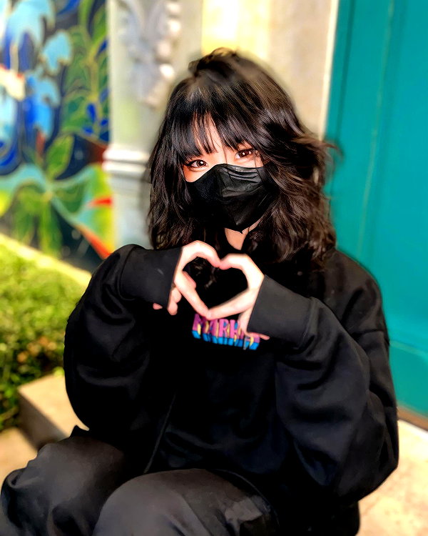 kitsunee.___ instagram image archive image