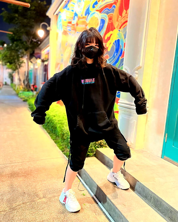 kitsunee.___ instagram image archive image