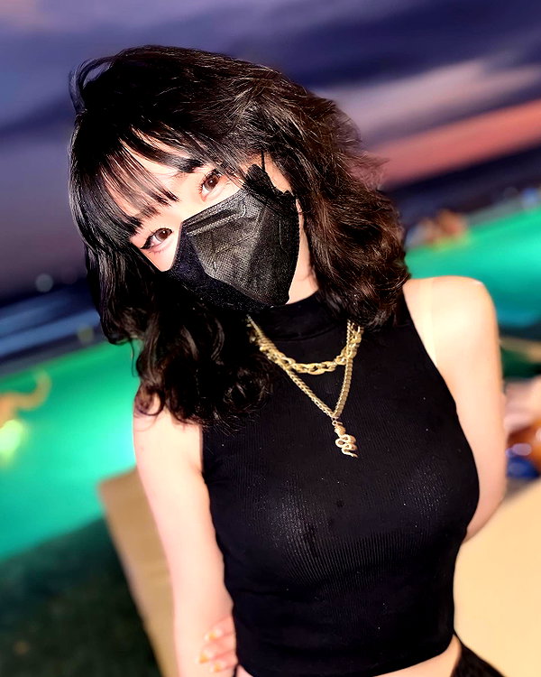 kitsunee.___ instagram image archive image
