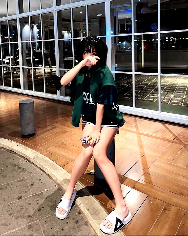kitsunee.___ instagram image archive image