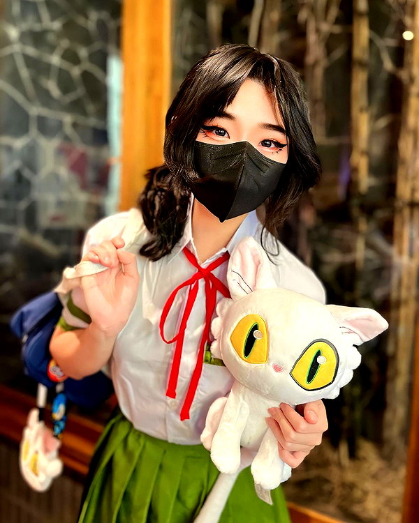 kitsunee.___ instagram image archive image