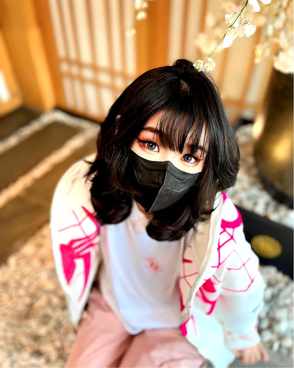 kitsunee.___ instagram image archive image