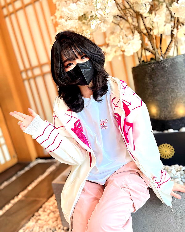 kitsunee.___ instagram image archive image