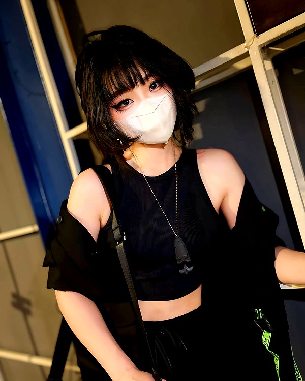 kitsunee.___ instagram image archive image