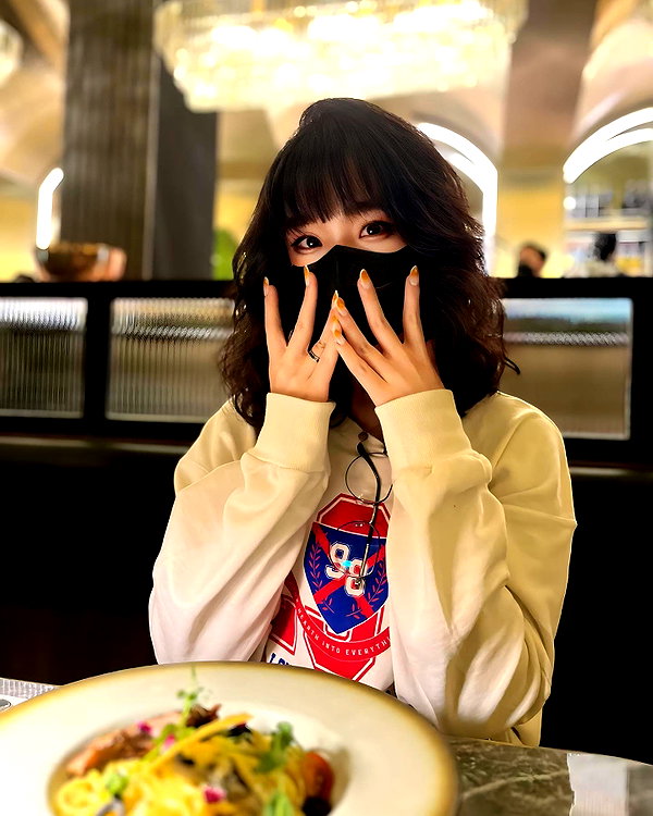 kitsunee.___ instagram image archive image