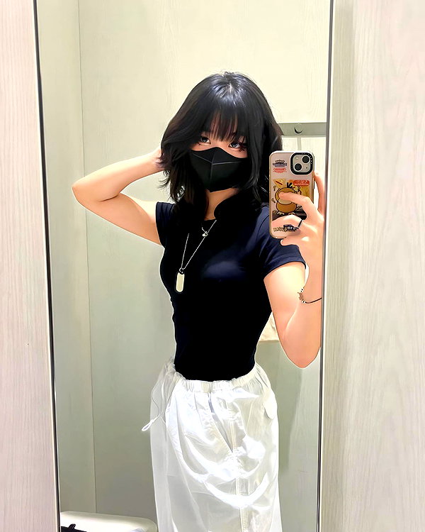 kitsunee.___ instagram image archive image