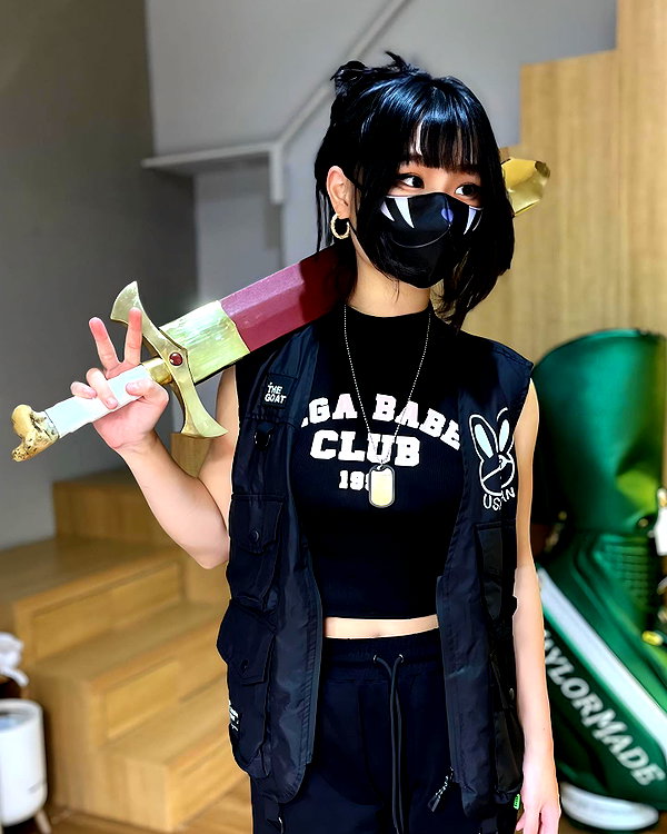 kitsunee.___ instagram image archive image