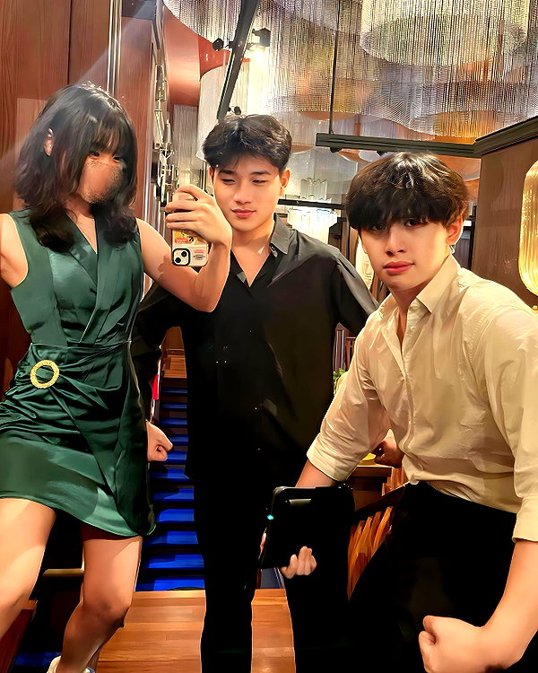 kitsunee.___ instagram image archive image