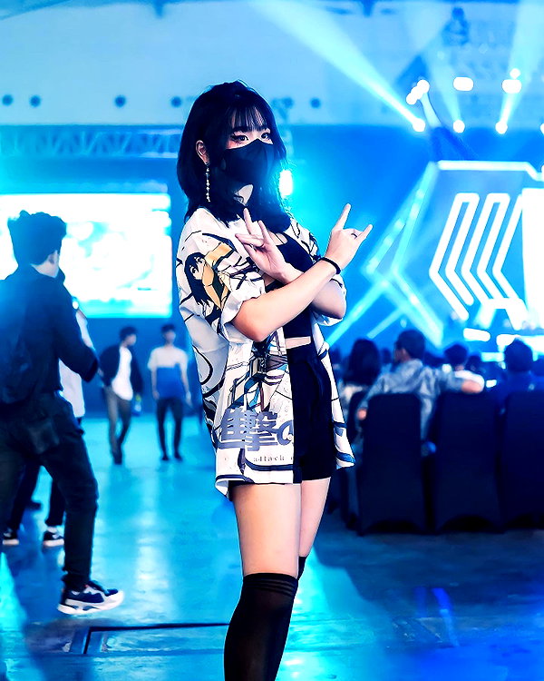 kitsunee.___ instagram image archive image
